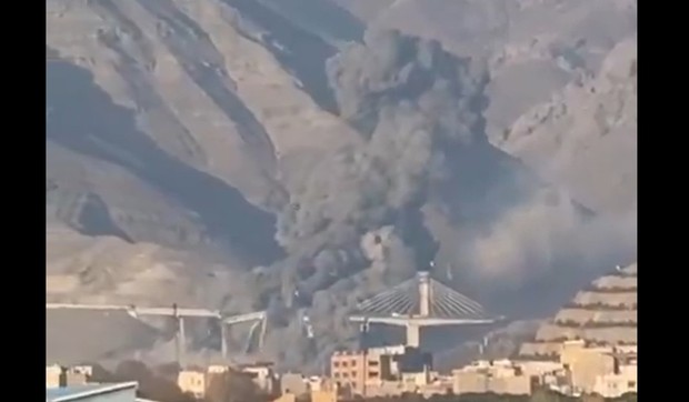 Pogođen most u Iranu