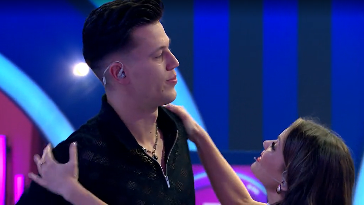 Lánykérés a TV2 stúdiójában: T. Danny szemébe is könnyeket csalt – videó