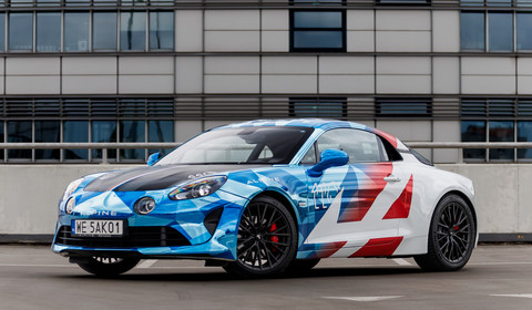 Alpine A110 S US Racing 2023. Taki samochód jest tylko jeden na świecie. Już go testowałem