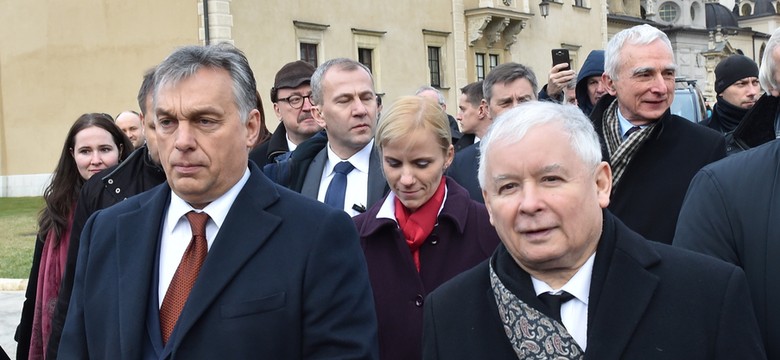 "Stan po Burzy". Kaczyński odgraża się Putinowi. Morawiecki i Macron się wyzywają. A Kurski adoruje Macierewicza [PODCAST]