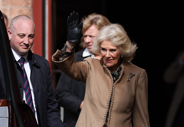 Królowa Camilla zastępuje króla Karola III