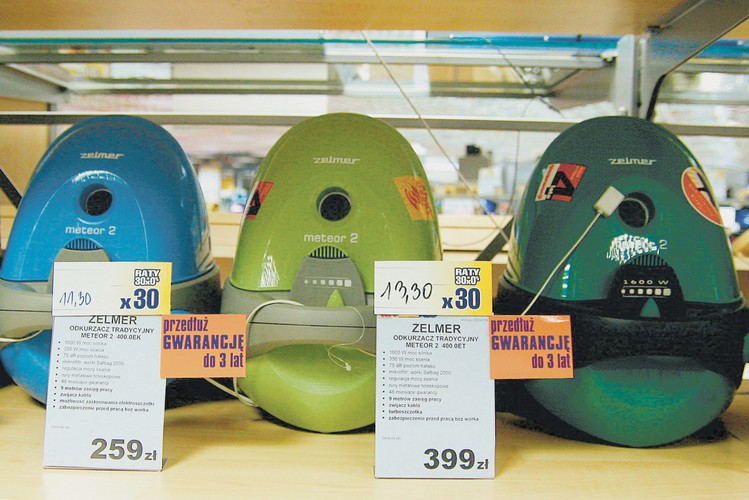 Kupiła m.in. odkurzacz dla ojca za 550 zł