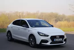 Hyundai i30 Fastback N-Line – sportowiec dla seniorów? | TEST