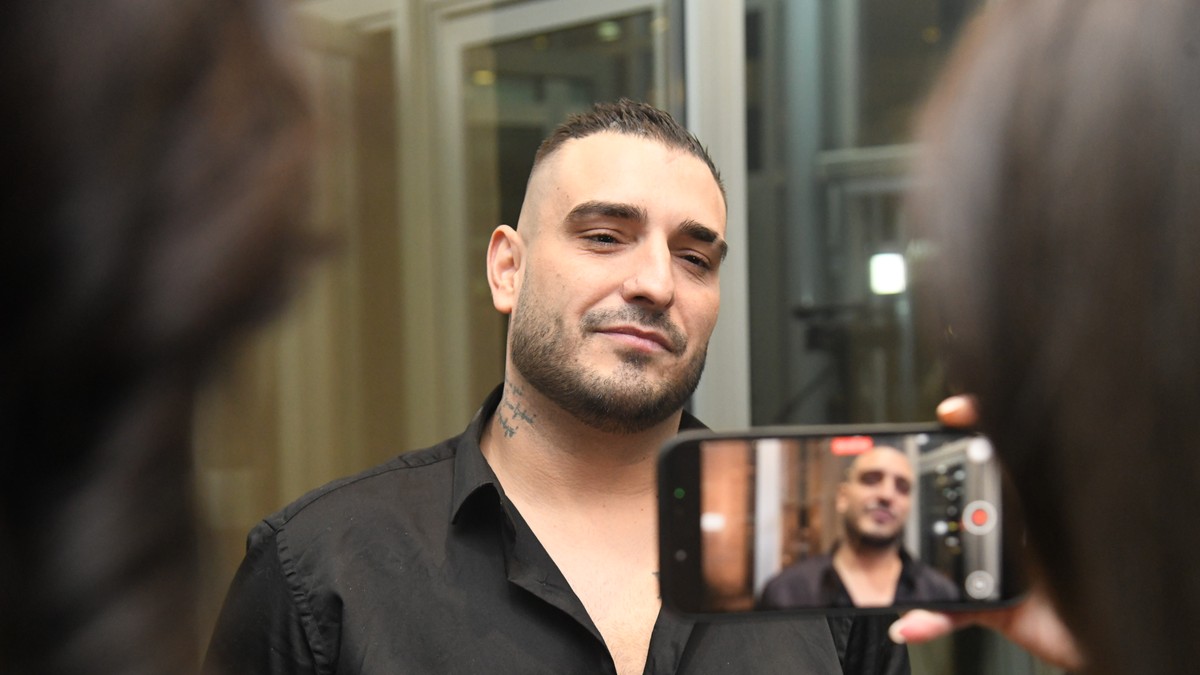 "OČEKIVAO SAM POZIV ZA KONCERT KOJI JE U ČAST ŠABANA, AL' SE TO NIJE DESILO" Darko Lazić neće da ćuti: "Nema potrebe ikome da se namećem" (VIDEO) Kép