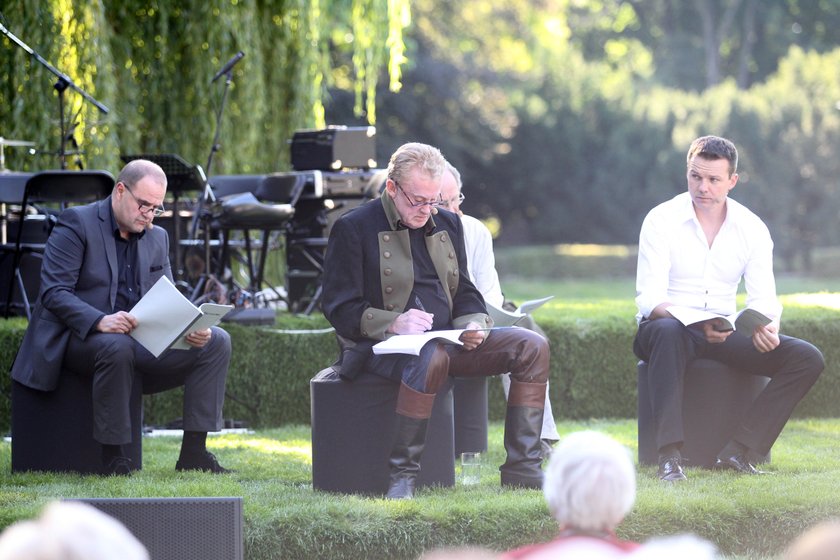 Cezary Żak, Daniel Olbrychski, Lesław Żurek na narodowym czytaniu