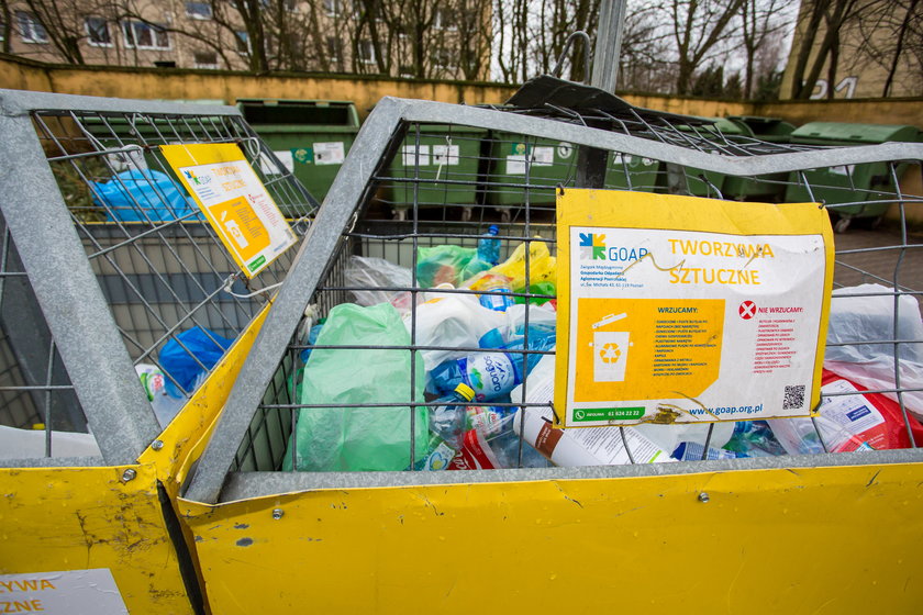 Będzie dodatkowy pojemnik na śmieci