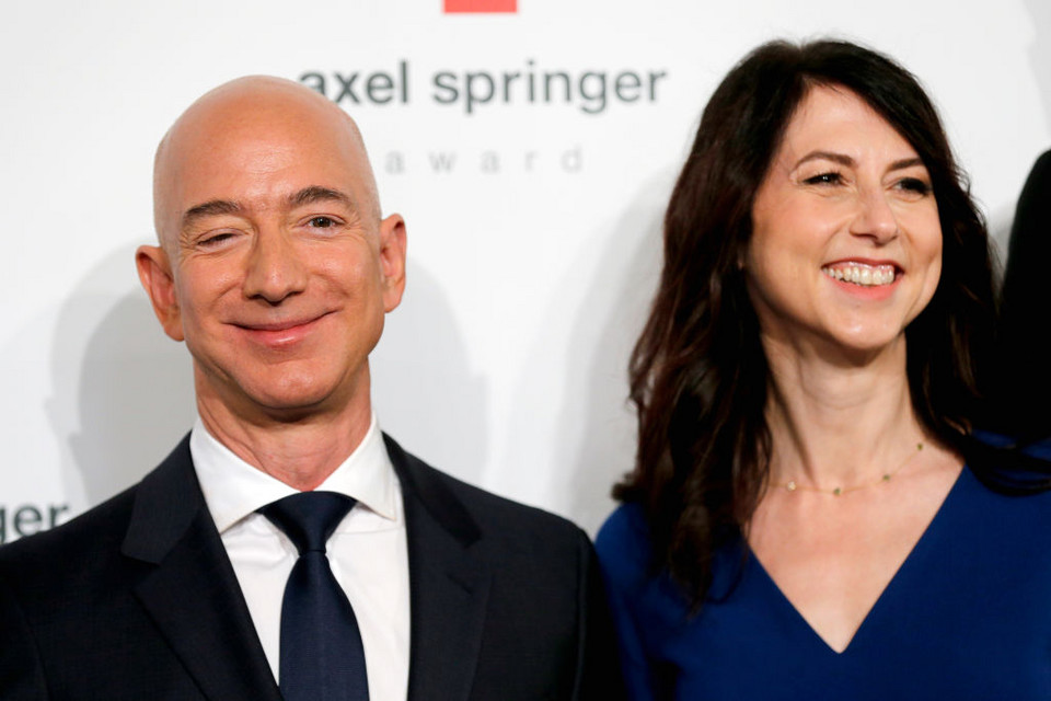 Jeff Bezos and MacKenzie Scott  