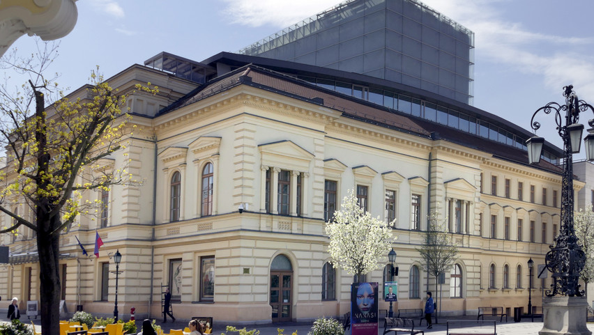 Újabb intézményt lehetetlenítenek el a rezsiköltségek: átmenetileg bezárhatják a székesfehérvári Vörösmarty Színházat