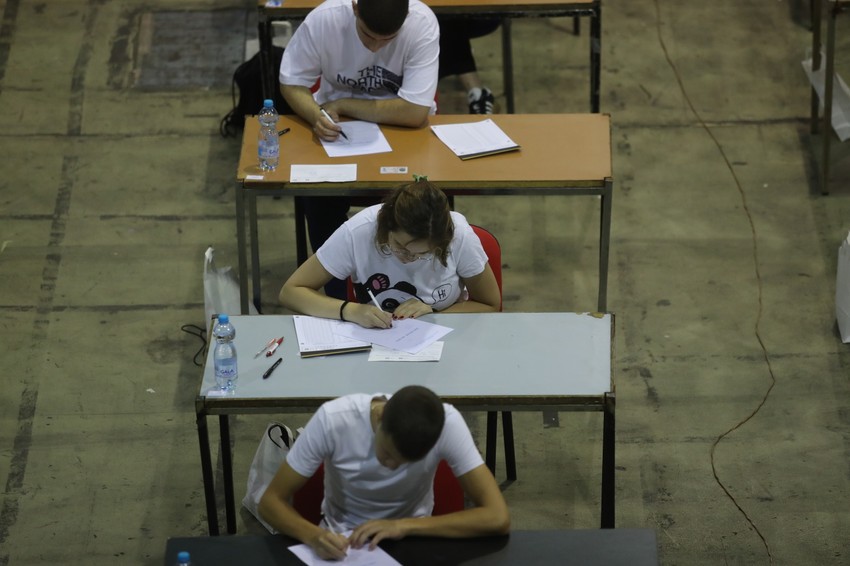 Trenutno je čak 15 fakulteta ostalo nepopunjeno, a na nekima od njih ima dosta budžetskih mesta