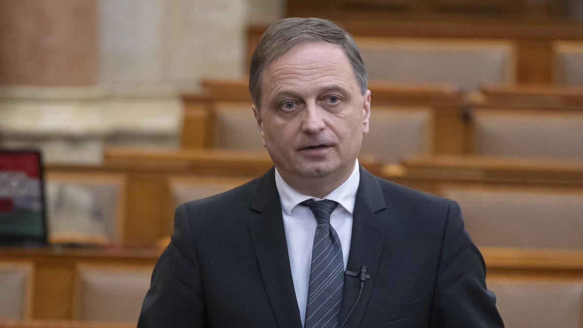 Visszalép a főpolgármester-jelölt: Vitézy új támogatót kapott