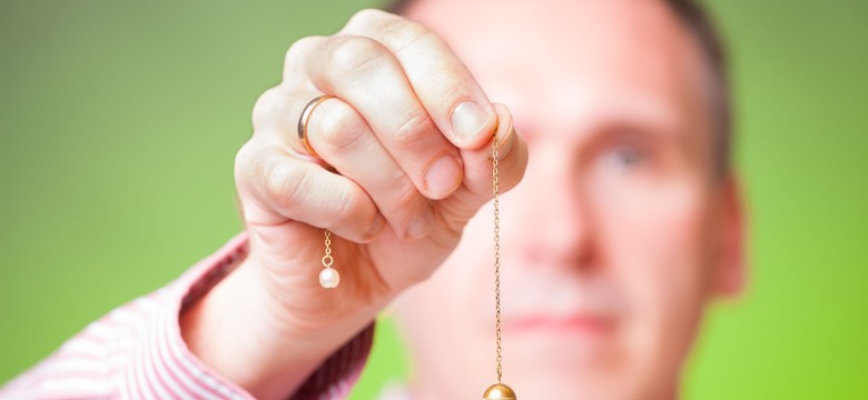 Niezwykła siła cieków wodnych, czyli jak radiesteta uczniów uspokajał