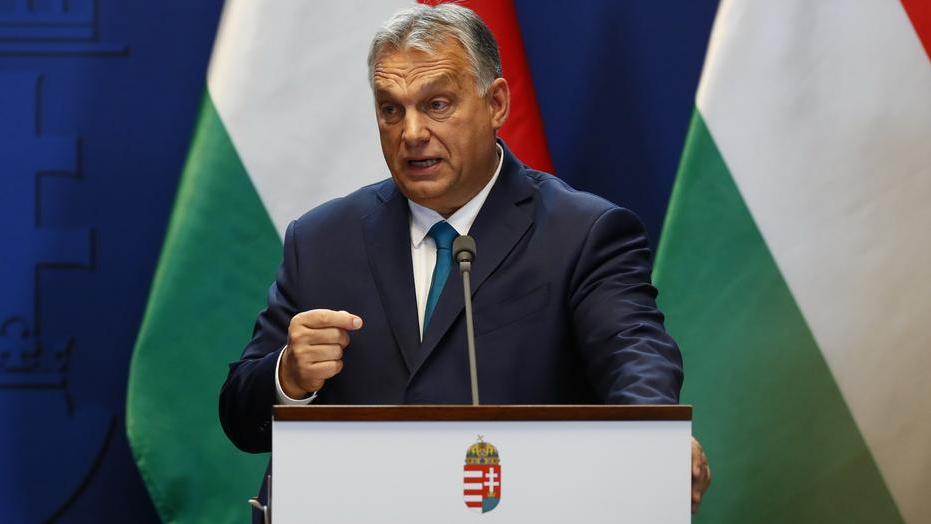 Orbán Viktor miniszterelnök a Kossuth rádió Vasárnapi Újság című műsorában szólalt meg. /Fotó: Fuszek Gábor