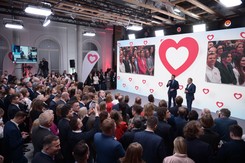 'Czerwona kartka dla PO'. Politolog nie zostawia suchej nitki na liderach koalicji rządzącej