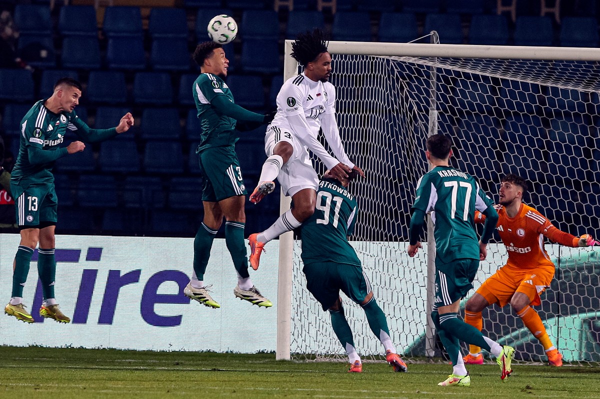 Liga Konferencji. Legia wyrównała niechlubny rekord. Pierwsza porażka Jagiellonii