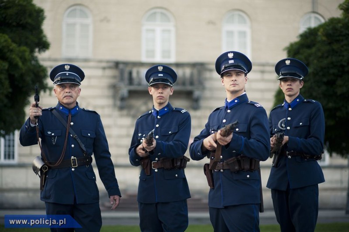 Policjanci nie mają lekko. To nie jest służba dla słabych ludzi