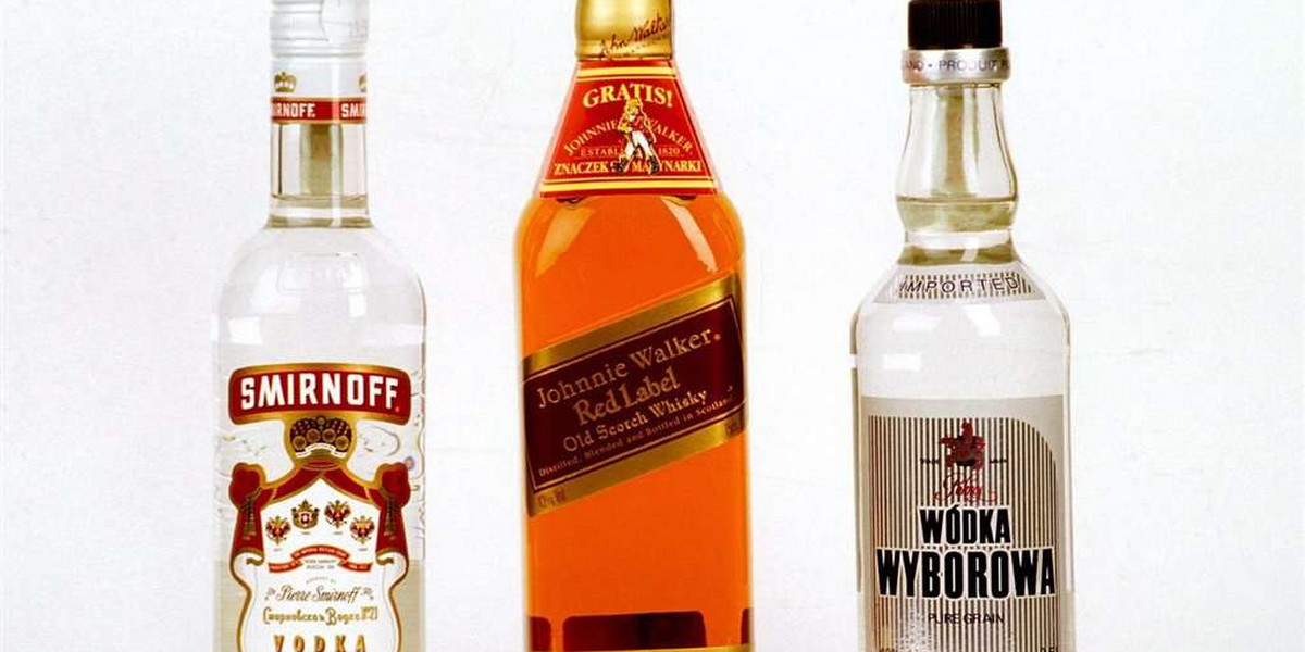 Wodki Smirnoff i Wyborowa oraz Whisky Johnnie Walker red Label