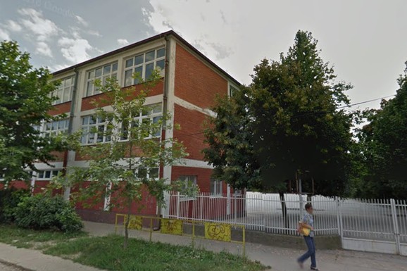 "NAPRAVLJEN JE PLAN ZAŠTITE ŽRTVE" Oglasilo se Ministarstvo prosvete o jezivom vršnjačkom nasilju u Požarevcu