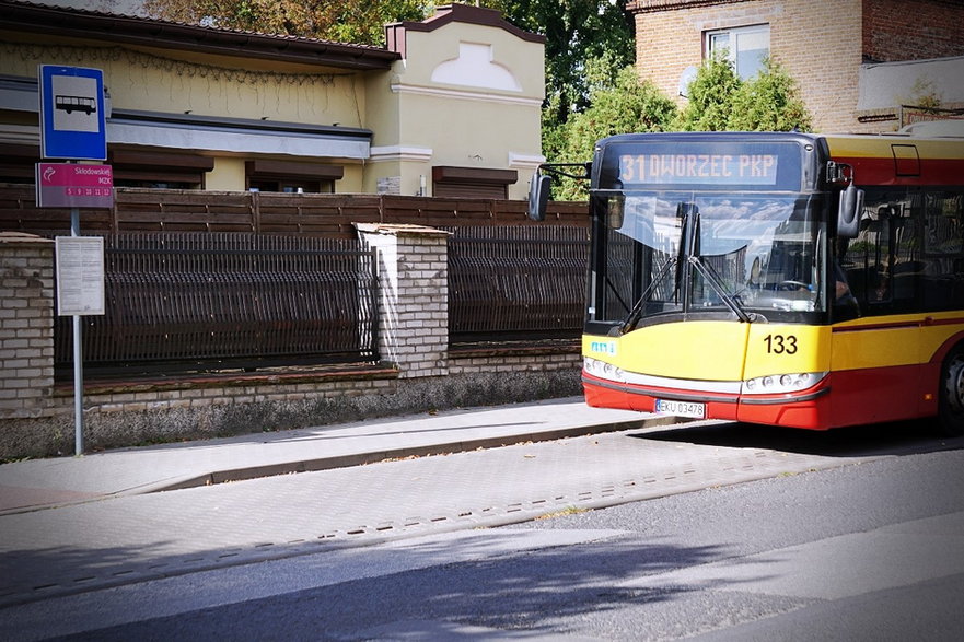 Będą dwie nowe wiaty przystankowe na ul. Skłodowskiej-Curie w Kutnie