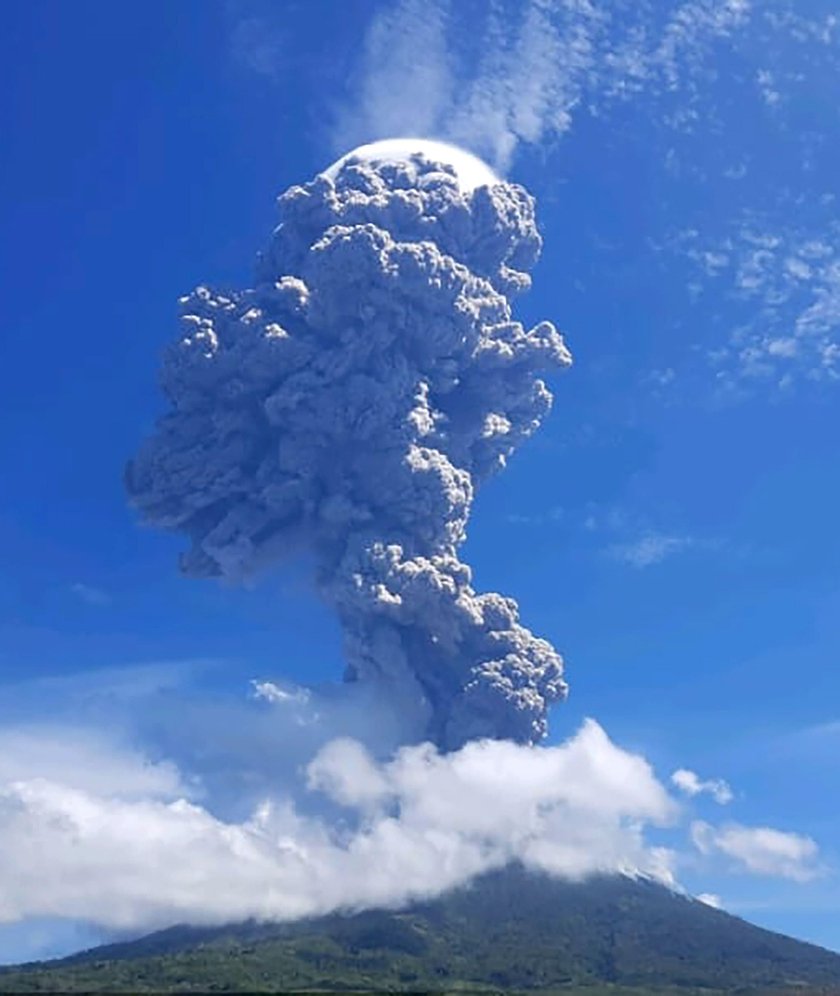 An eruption of Mount Ile Lewotolok