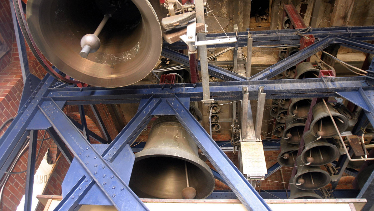 Nie działa carillon, czyli instrument złożony z zespołu dzwonów, zamontowany na wieży gdańskiego Ratusza Głównego Miasta. Zepsuł się komputer sterujący pracą instrumentu.