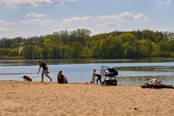 Pomysł na udany weekend? Oto najpiękniejsze kąpieliska i plaże w Wielkopolsce
