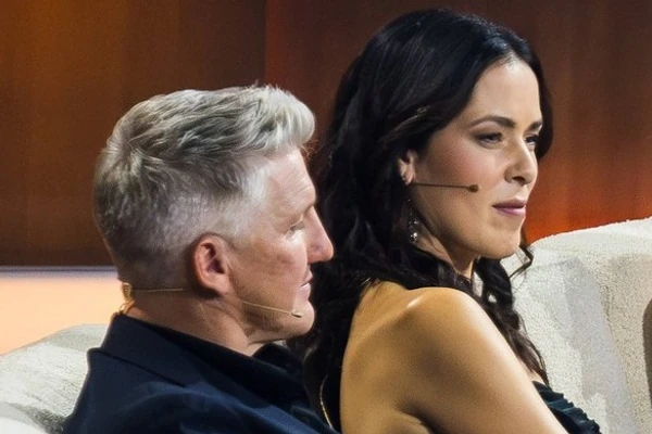 Obelodanjen NOVI, PODMUKAO PLAN ŠVAJNŠTAJGERA, Ana u strahu! Čuvena Amerikanka nudi mu SILNE PARE da zgazi svoju porodicu i NJIHOVU NAJDUBLJU INTIMU donese joj na tacni