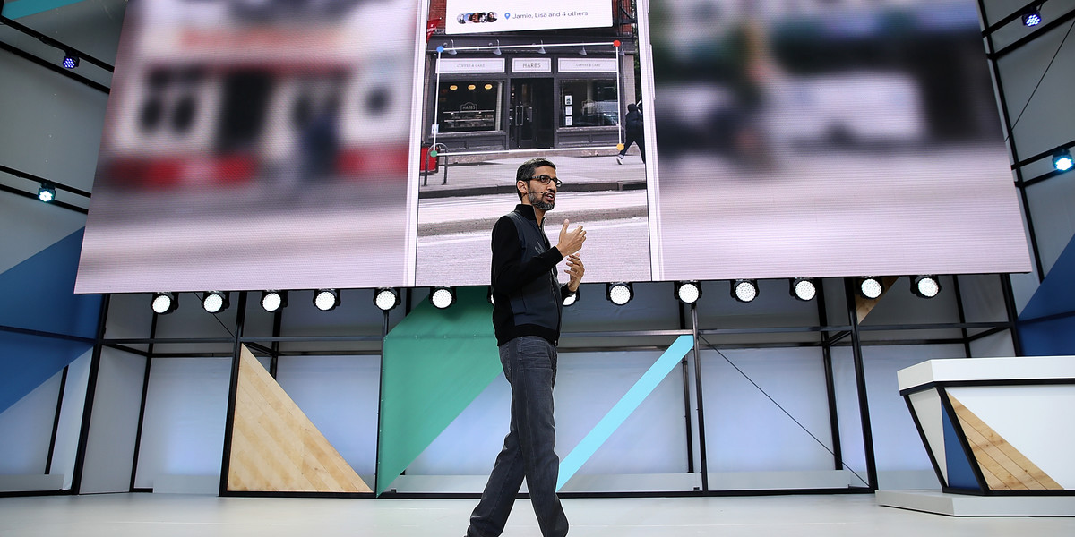 Sundar Pichai, prezes Google'a, podczas konferencji Google I/O w maju 2017 roku