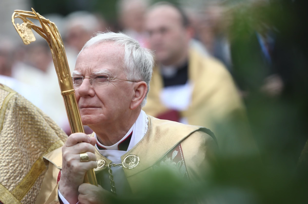  Abp Jędraszewski złożył wiernym życzenia bożonarodzeniowe. Chrystus przynosi ludziom wolność