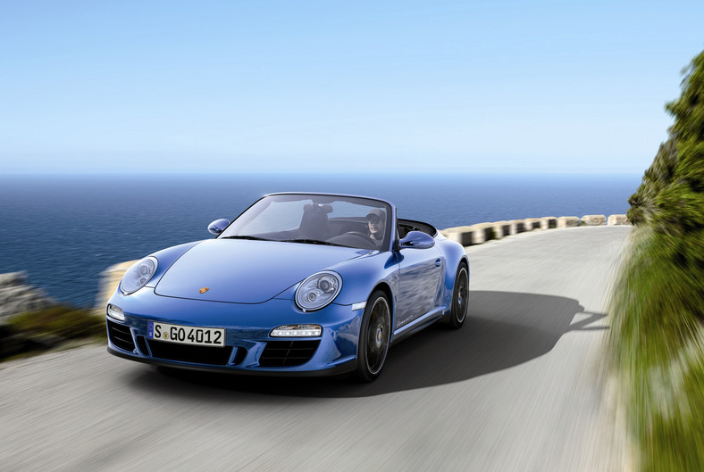 Porsche 911 4 GTS