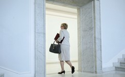 Beata Szydło bije w Małgorzatę Gersdorf: Każdy może czuć się tym, kim nie jest