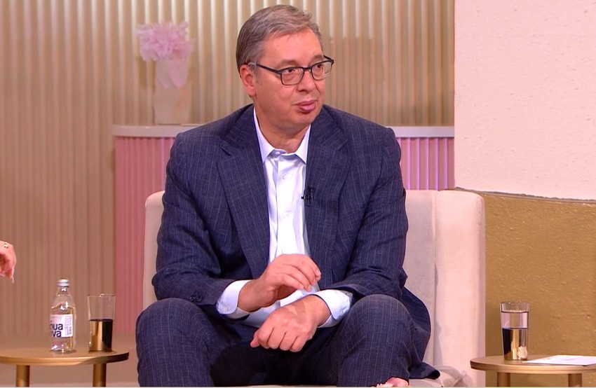 Vučić, Magazin in