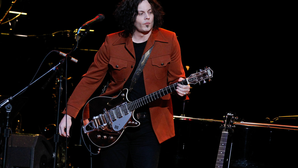 Jack White wraz ze swoją wytwórnią płytową Third Man Records zamierza wysłać w przestrzeń kosmiczną płytę winylową i ją odtworzyć. Wszystko z okazji siódmych urodzin wytwórni. Jeżeli plan uda się zrealizować, będzie to pierwsza taka sytuacja w historii.