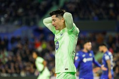 Robert Lewandowski miał jedną okazję i ją zmarnował. Barcelona rozczarowała