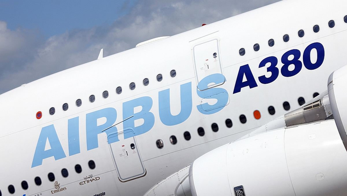 Na forach lotniczych pojawiły się informacje o możliwości przelotu Airbusem A380 do Kanady (Toronto).