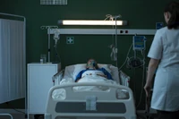 "Nie zdążysz wysłać CV, a już do ciebie dzwonią z ofertą". Pielęgniarki zarabiają teraz po kilkanaście tys. zł miesięcznie