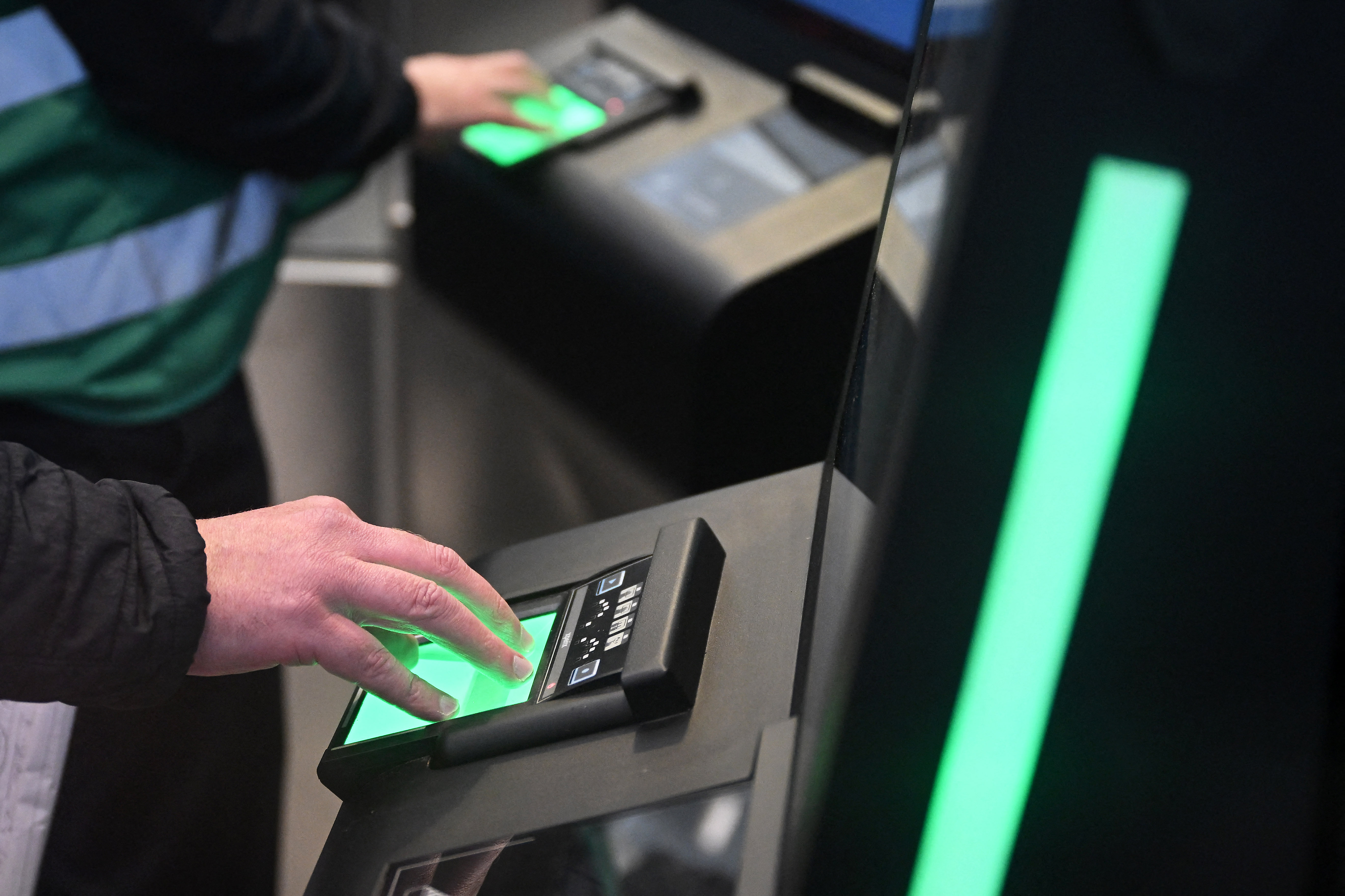 Biometric borders start Sunday - most Brits still unaware
