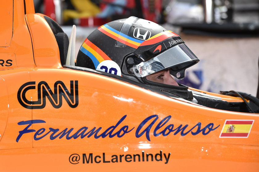 Fernando Alonso miał zaskakującą kolizję na Indy 500 w Indianapolis