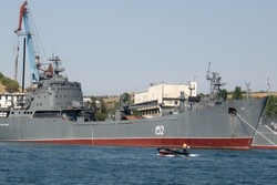 Rosja wysyła kolejny okręt w stronę Syrii.  Ze "specjalnym ładunkiem"