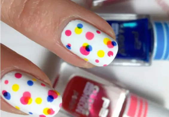 Dotticure, czyli nowy trend manicure w kropki. 10 inspiracji + wideo, jak to zrobić