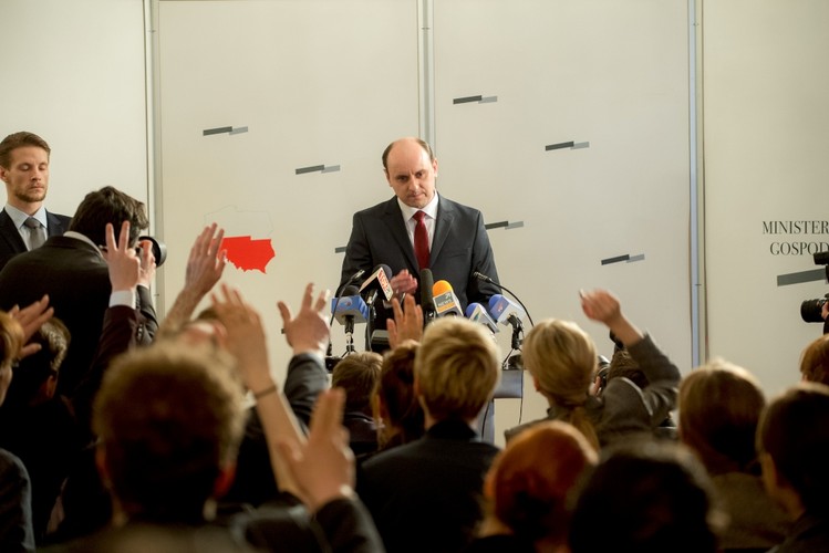 Pakt / autor: Piotr Litwic