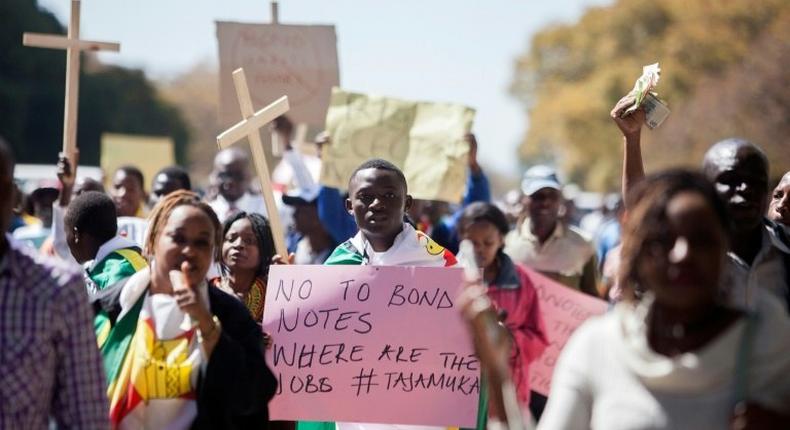 Zimabweans protest the introduction of new bond notes and youth unemployement on August, 3, 2016 in Harare