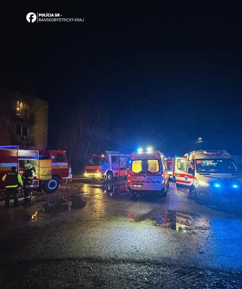 V podvečerných hodinách na Poštovej ulici v Tornali došlo k výbuchu plynu.