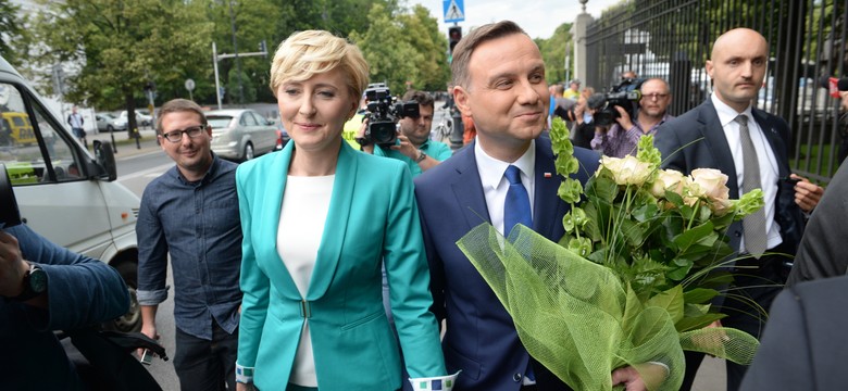 Bronisław Komorowski spotkał się z Andrzejem Dudą. Doszło do "małego" konfliktu