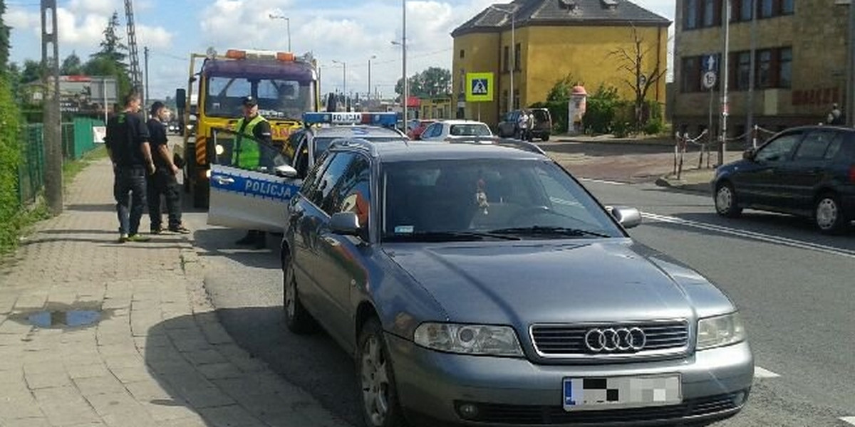 Pijany wiózł autem rocznego synka! W Dzień Ojca!