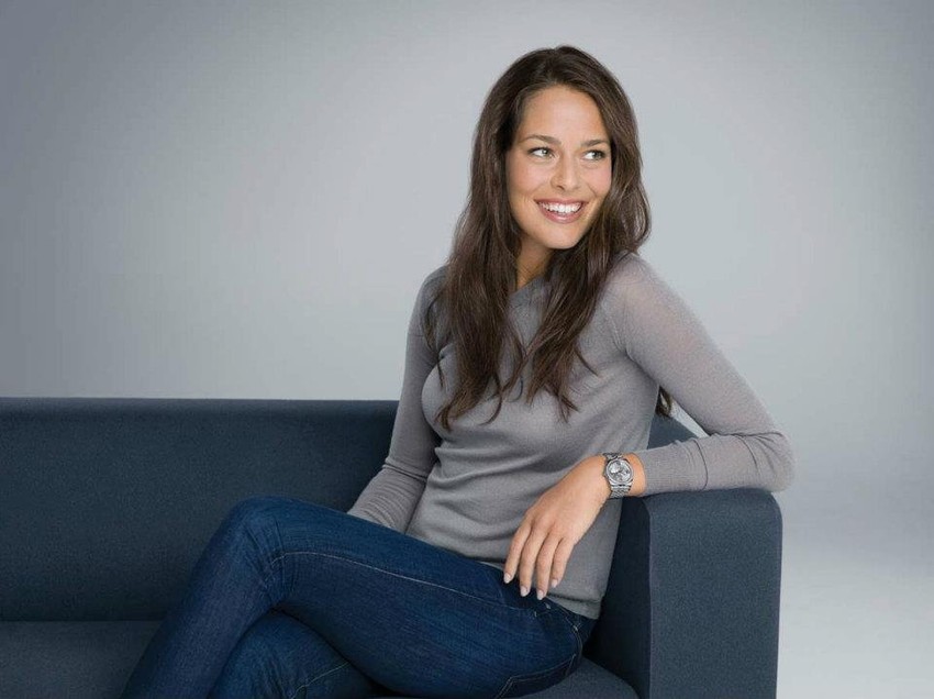 Pored odgovora Ana Ivanović je na Fejsu postavila i nove slike