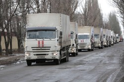 Ukraina alarmuje: Rosjanie wykorzystują rzekome konwoje humanitarne do transportu amunicji