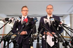 Joński i Szczerba: Przygotujemy mapę nepotyzmu i korupcji PiS