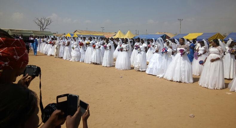 State governors are fond of sponsoring mass weddings across the country (image used for illustrative purpose) [Premium Times]