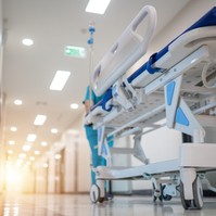 Vádat emeltek 47 ember ellen - közel 600 millió forinttal károsítottak meg 2 kórházat