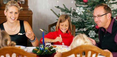 Jak posadzić gości na wigilii, by nikt się nie pokłócił?